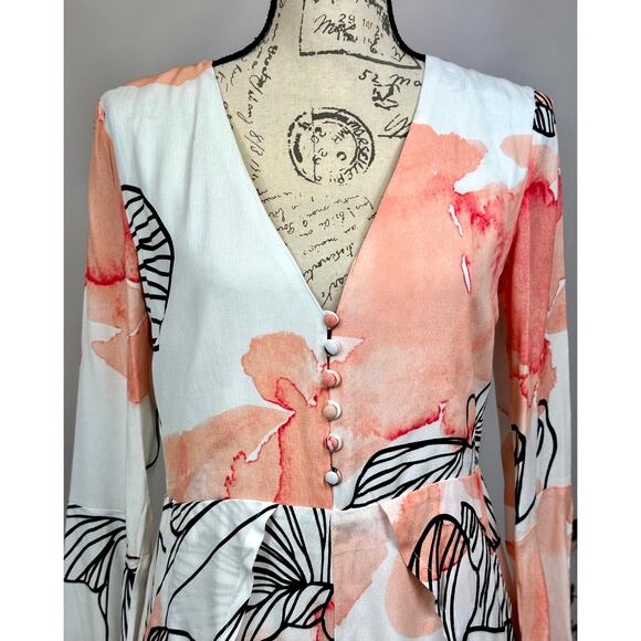 Elliatt Floral Pink and White Romper S - Picture 3 of 11